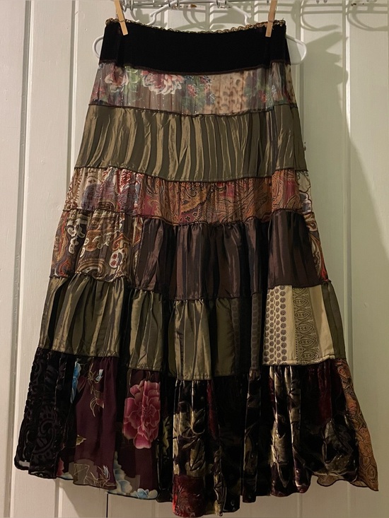 Cache Dresses & Skirts - Cache vintage silk/velvet patchwork maxi skirt-size 0 like new
